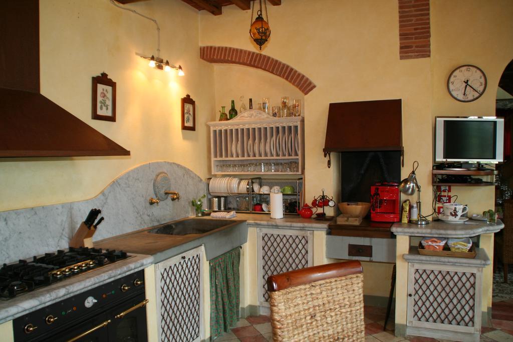 Podere Gianpaolo ペーシャ エクステリア 写真
